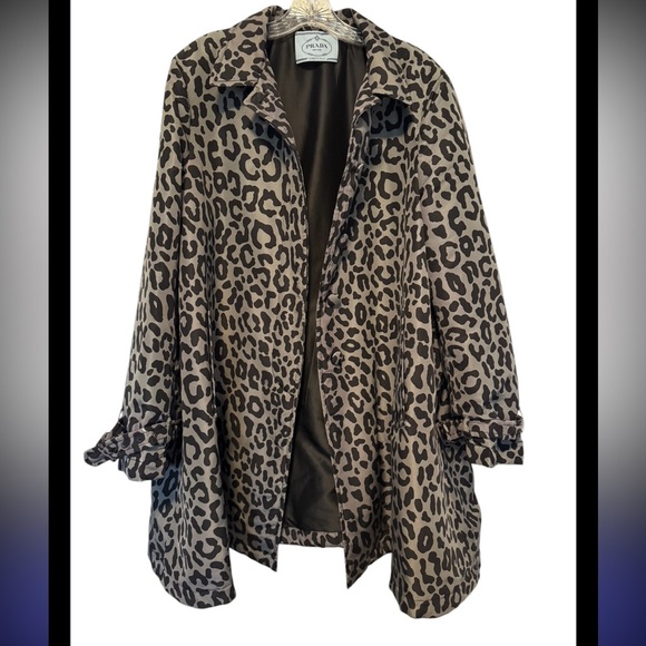 Prada 100% silk trench coat size 46 (Italy) US size XL - Picture 4 of 9